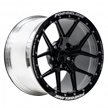 VX1R Beadlock Finished in Gloss Black with Gloss Black Beadlock Ring